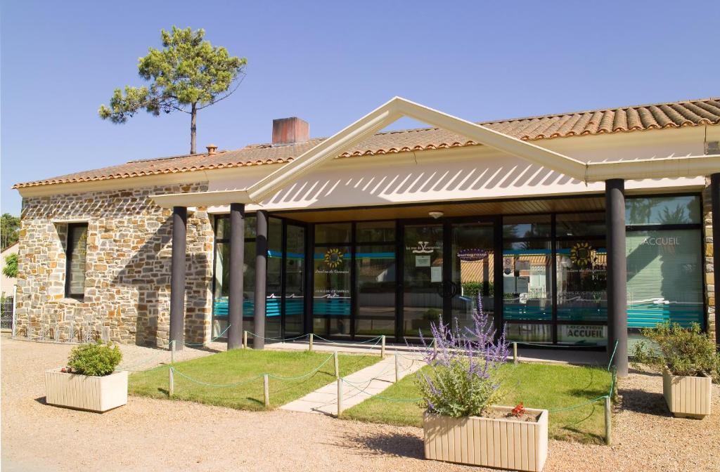 סן ז'אן דה מון Madame Vacances Le Domaine De Vertmarines מראה חיצוני תמונה