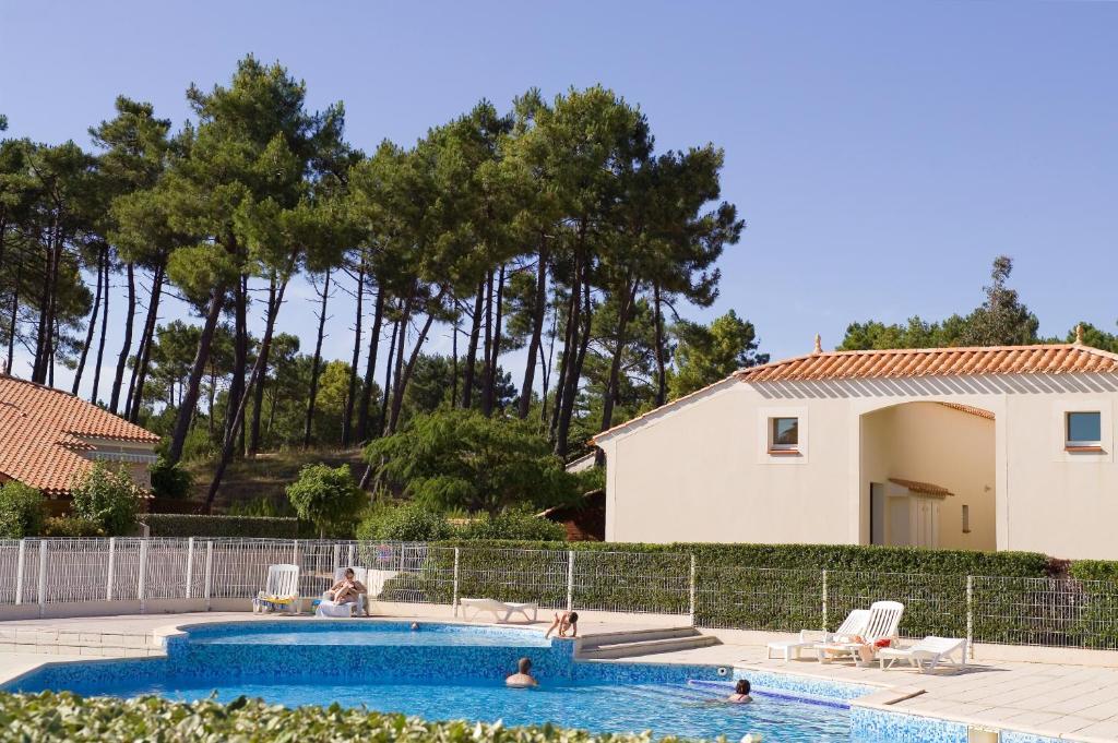 סן ז'אן דה מון Madame Vacances Le Domaine De Vertmarines מראה חיצוני תמונה